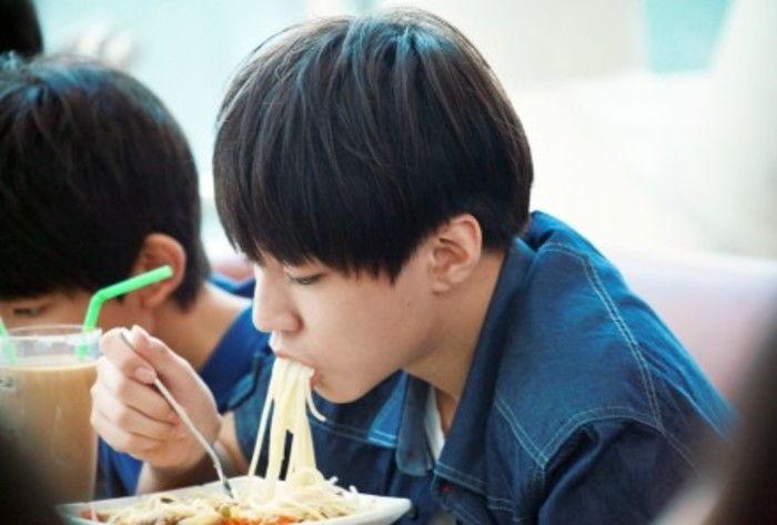 娱乐吃瓜酱王俊凯,娱乐吃瓜界的“酱王”风采